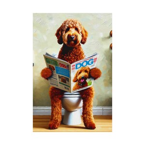 Grappige poster voor op het toilet: Goldendoodle hond leest op de wc afbeelding 6