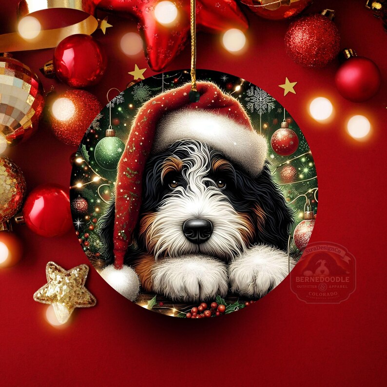 Adorno navideño de Bernedoodle para Papá Noel, recuerdo personalizado para perros / Cerámica por sublimación / Decoración navideña de doble cara de 7,6 cm imagen 3