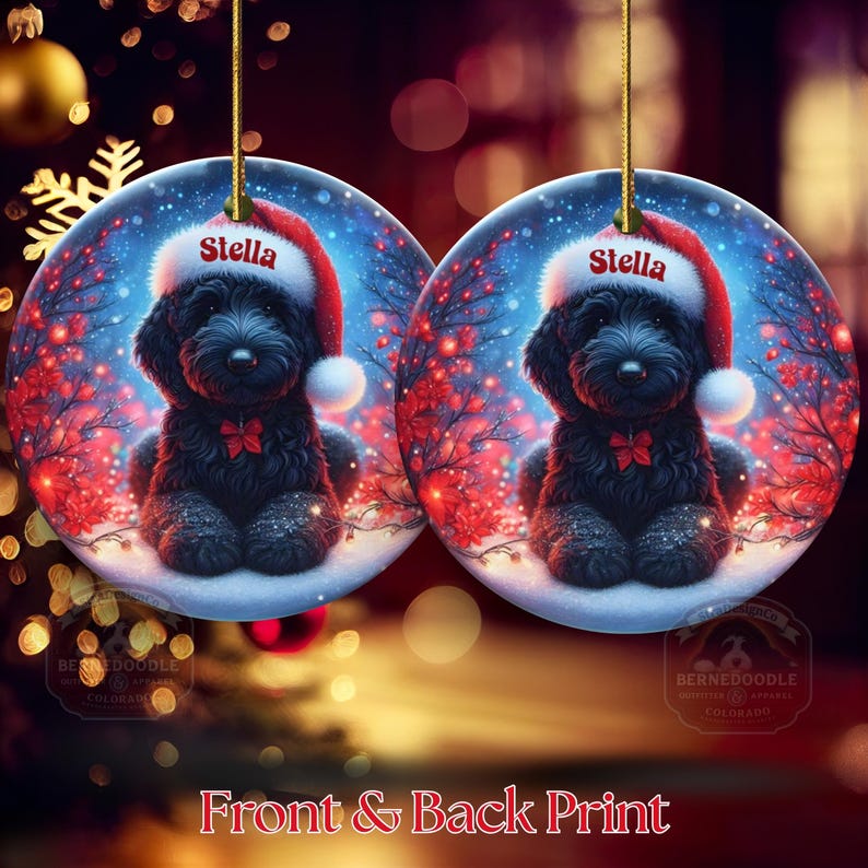 Capture the magic of the season with this adorable black Goldendoodle puppy wearing a festive Santa hat, surrounded by glowing red berries and twinkling snowflakes! Perfect personalized Christmas tree ornament for doodle parents. Add your dog's name (like "Stella") for a heartfelt touch. High-quality ceramic, vibrant print, gold string included. Ideal dog mom/dad gift, stocking stuffer, or memorial keepsake. Handmade holiday charm!