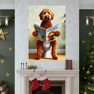 Grappige poster voor op het toilet: Goldendoodle hond leest op de wc afbeelding 9