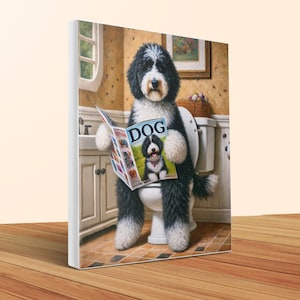 Grappige Bernedoodle op het toilet, canvas, badkamerkunst voor hondenliefhebbers (20x24) afbeelding 1
