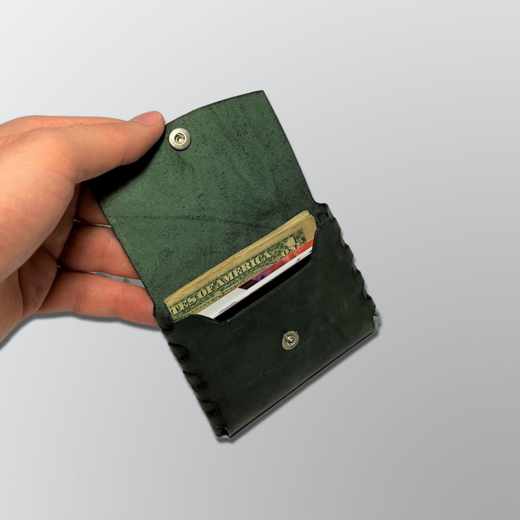 Envelope shaped business card holder - Akriform