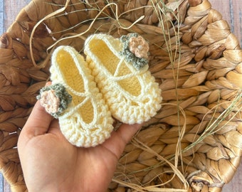 Crochet Baby Girl Booties, Cream Mary Janes with Flower, Organic Cotton
