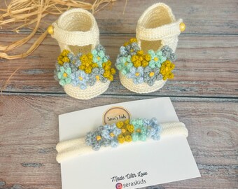Crochet Baby Girl Cream Shoes with Flowers and Headband, Handmade Cream Infant Shoes