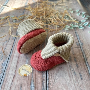 Babyschuhe gehäkelt im Ugg Style für Neugeborene