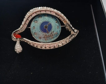 Salvador Dalí Eye of Time Brooch – Swarovski Crystal Surrealist Pin