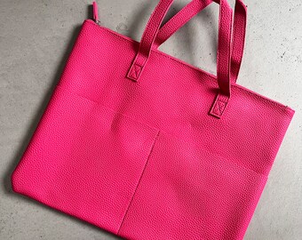 Pink Leather Handbag Women Designer Tote Bag Classic Metallic Letter  Handbags Top Quality Large Capacity Square Lady Bag With Colored Chain From  Blackbags, $73.08