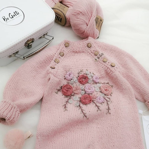 Modèle de tricot pour combinaison bébé Instructions en anglais russe pour toutes les tailles à partir de 0 mois