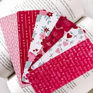 Love Script and Hearts | Valentines Day | Heart Bookmarks | Pink and Red Bookmarks | Handmade | Gifts | Anniversary | Valentine’s Day