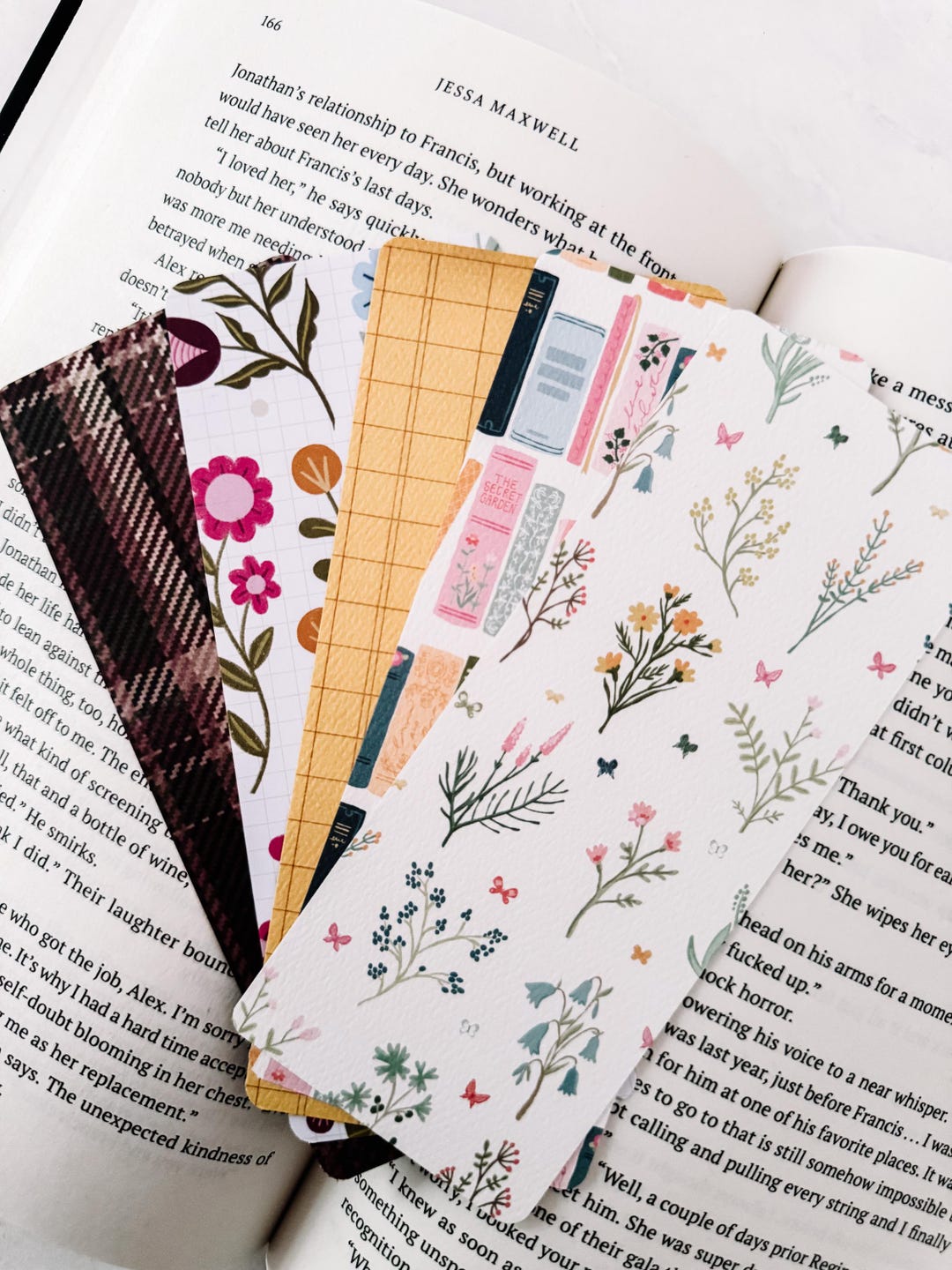 Floral Laminated Bookmarks | Boho Bookish Gift - Etsy