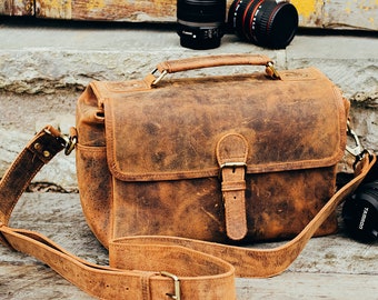 Personalisieren Sie Leder Kamera Umhängetasche - Leder Crossbody DSLR Kamera Sling Bag für Männer und Frauen - Leder Arbeitstasche - Reise Geschenk - Geschenke