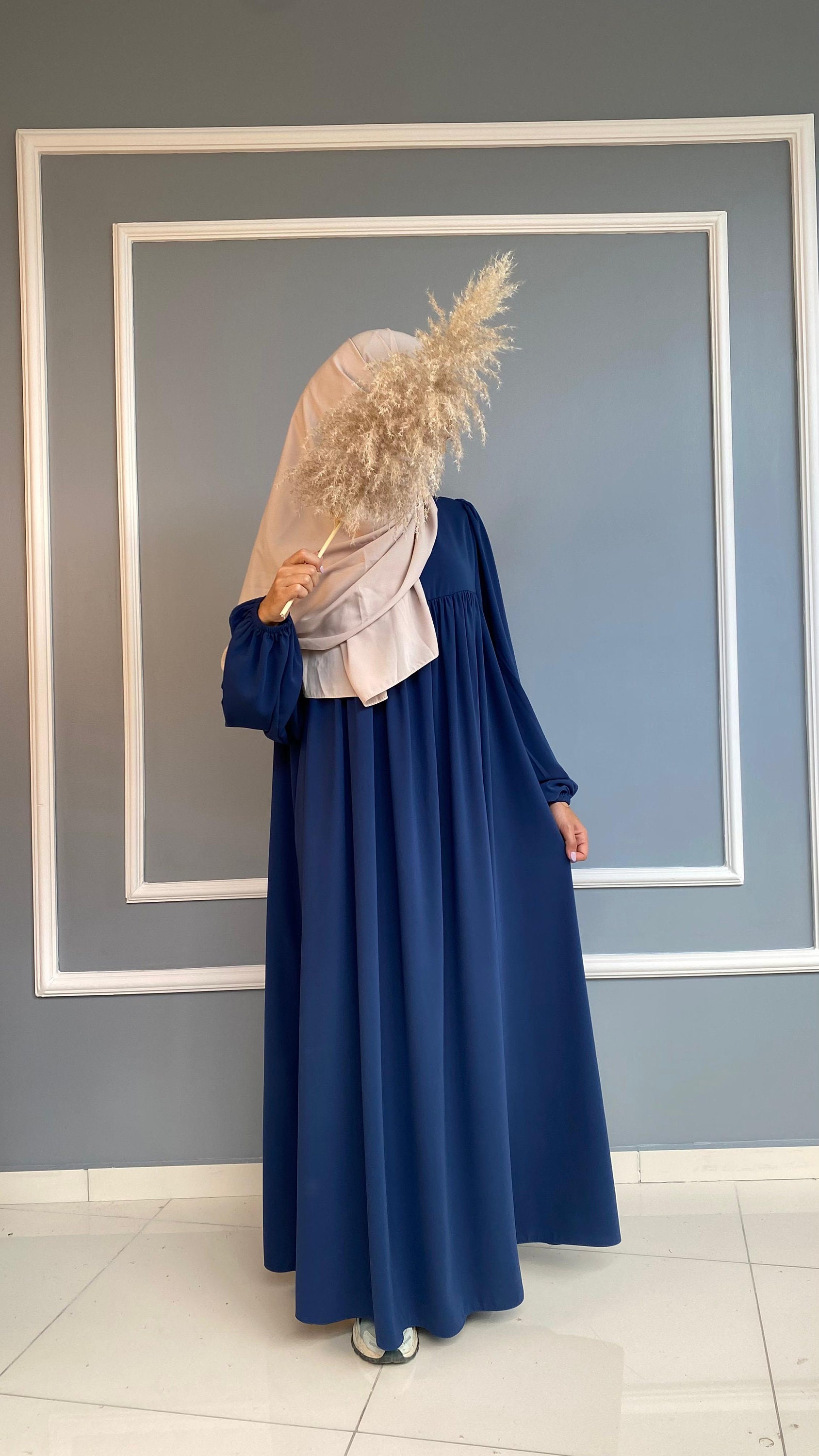Balloon sleeve abaya deals