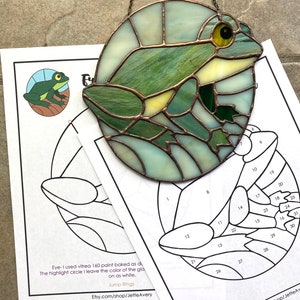 Pattern- Stained Glass Frog Suncatcher