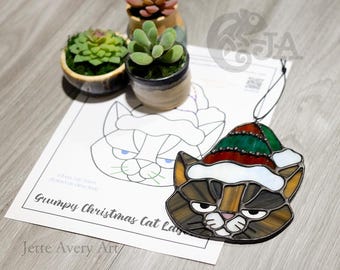 Pattern- Grumpy Christmas Cat Stained Glass Suncatcher