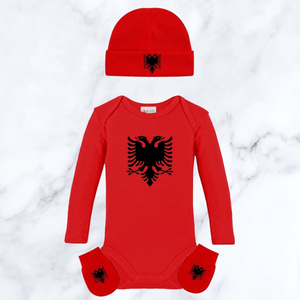 Baby-Set Albanien – Mütze, Fäustlinge und Langarm-Body Albanien Geschenke für Neugeborene – albanische Flagge 0–9 Monate