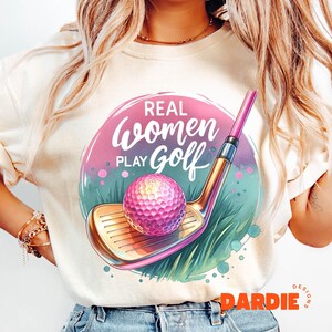 Donne vere giocano a golf PNG Ragazza che gioca a golf Maglietta da golf da donna Sport da donna Png Design a sublimazione Clipart di tendenza Download digitale immagine 4
