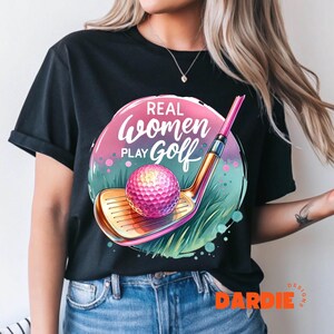 Donne vere giocano a golf PNG Ragazza che gioca a golf Maglietta da golf da donna Sport da donna Png Design a sublimazione Clipart di tendenza Download digitale immagine 5