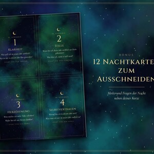 Pu&ograve; includere: Un set di quattro carte rettangolari con uno sfondo a nebulosa verde scuro e blu, caratterizzate da testo dorato e icone a mezzaluna. Le carte sono numerate da 1 a 4 con testo in tedesco che include Klarheit, Stille, Herz&ouml;ffnung e Selbstvertrauen.