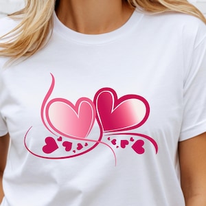 Love Heart Graphic T-Shirt: Women&#39;s Trendy Tee