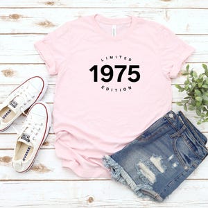 50th Birthday gift Shirt, 1976 Birthday Shirt, 50th Bday Party T-Shirt, Born in 1976 Shirt, Limited Edition 1976 Tee, 1976 Mom Bday Shirt Bild 5