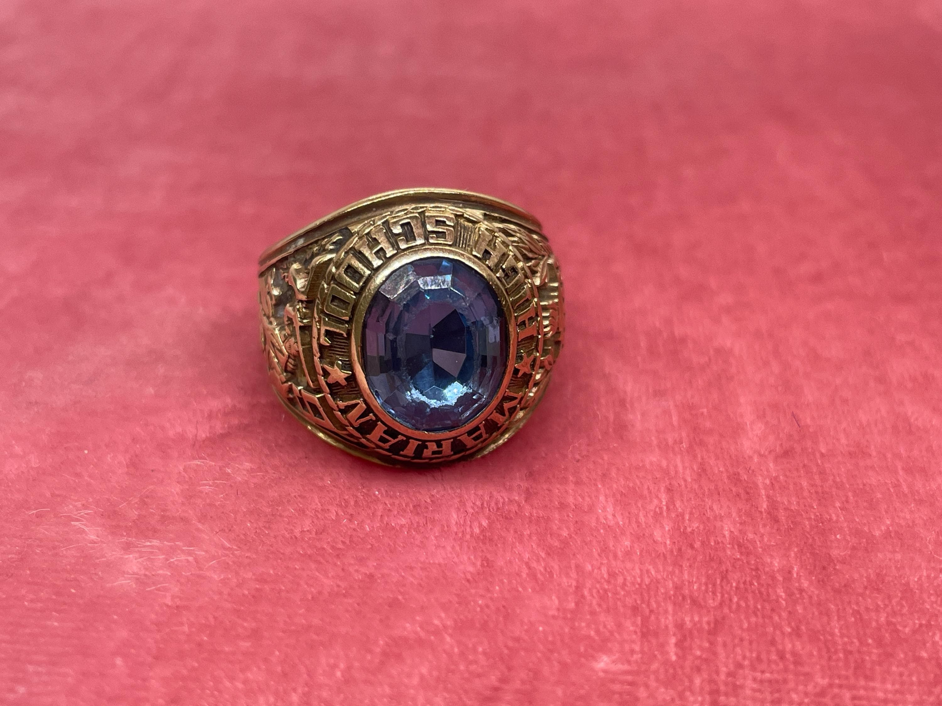 Jostens Vintage Class Ring - Etsy Canada
