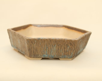 Handmade, glazed bonsai pot with recessed feet, also available for cacti and succulents.