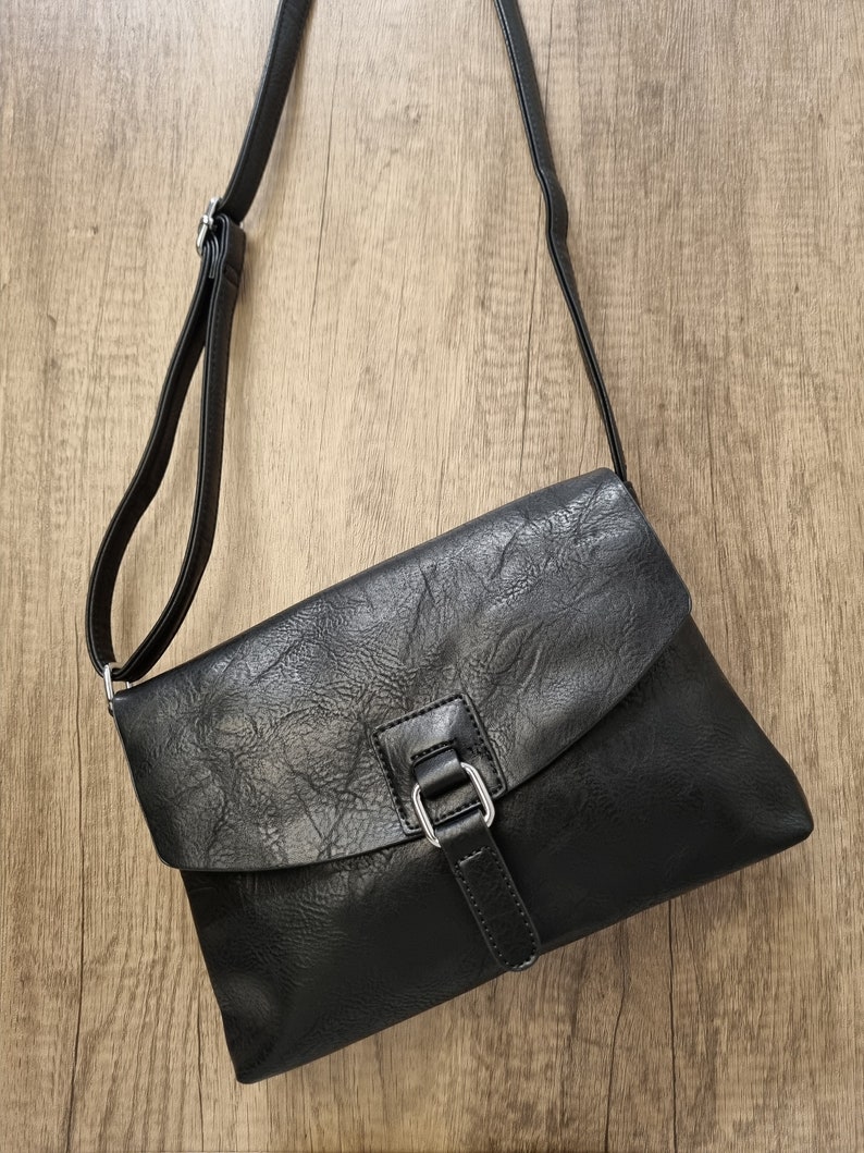 Vegan Leather Black Satchel Bag, Black Crossbody bag, Black Shoulder bag, Black Vegan Bag Unisex Black Crossbody bag zdjęcie 5