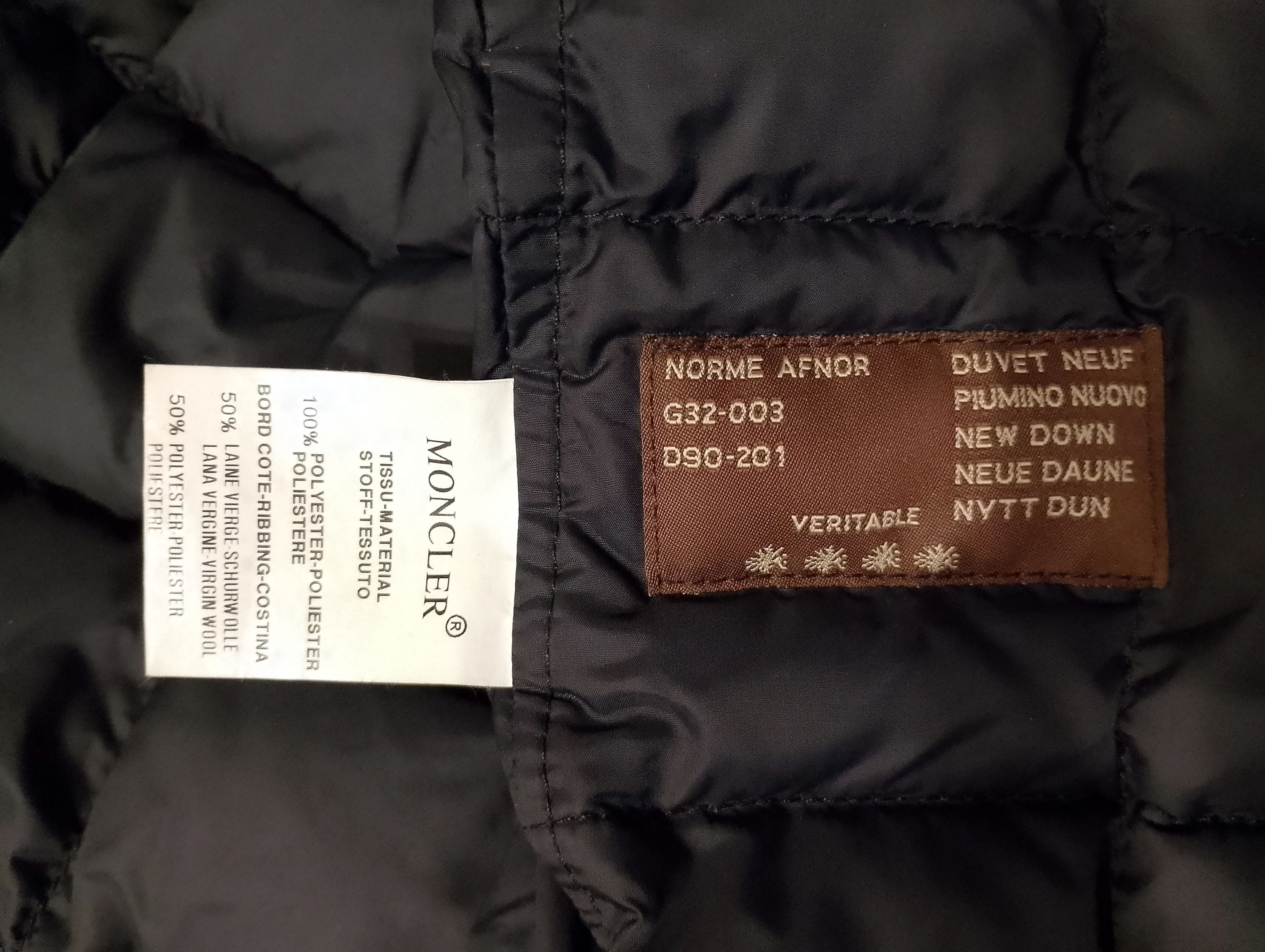 MONCLER 1 Norme Afnor G32-003 New Down Women Black Belted MONCLER 1 Norme Afnor G32-003 New Down Women Black Belted