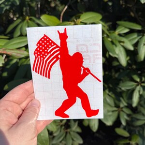 Sasquatch Aufkleber, Sasquatch Amerikanische Flagge Aufkleber, Big Foot Amerikanische Flagge Aufkleber, Big Foot USA Aufkleber, Sasquatch Rock Auf Flagge Aufkleber