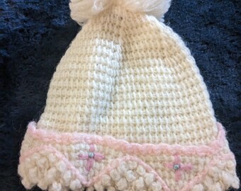 VINTAGE 1940's handmade crocheted toddler 1yr baby sweater beanie pink and white