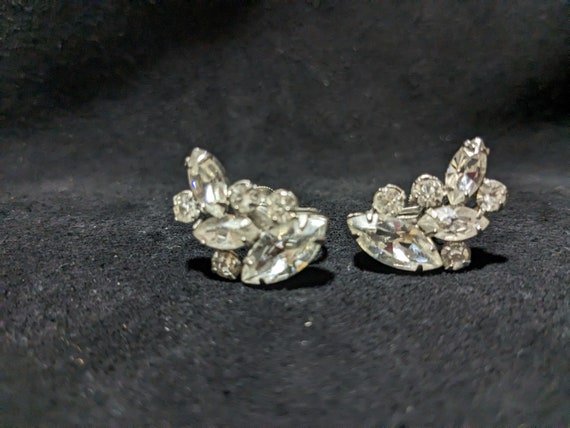 Vintage silver tone screw on earrings clear RHINE… - image 3
