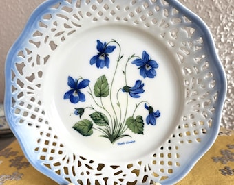 Schumann Arzberg  ECHT COBALT Three Porcelain Wall Plates with Cut Edges  Scandinavian Style  Germany
