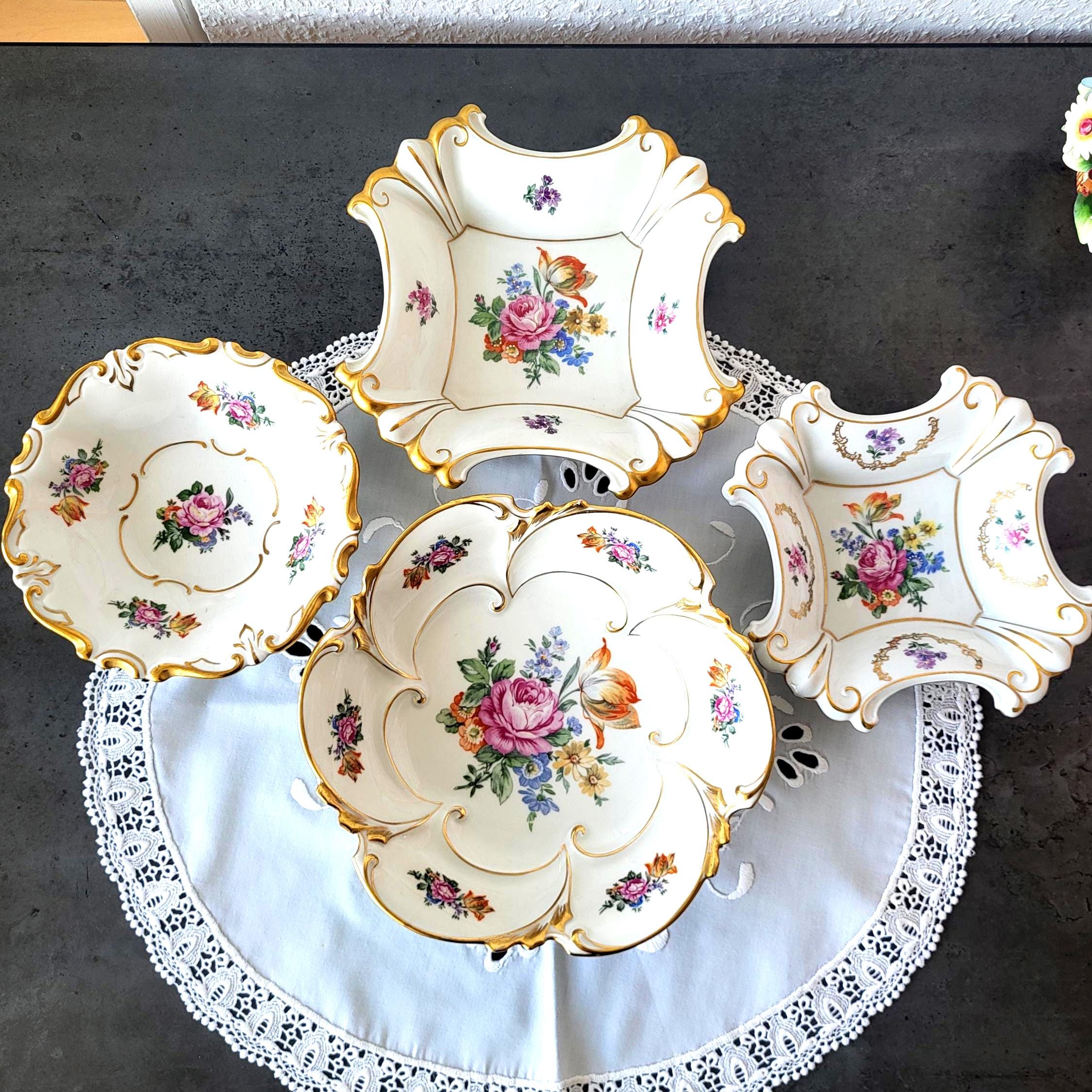 Ilmenau  Lot of Four Items Porcelain Salad  Bowls     Serving Bowls       Pink Roses   Summer Table Setting      Germany
