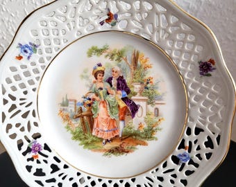 Schumann  Arzberg  Beautiful Porcelain cut-out Plate  Victorian Scene   Small Bouquets Gold Bavaria 1960-70s