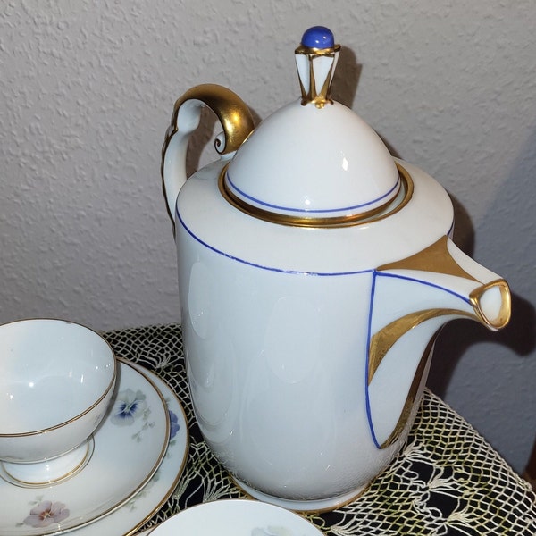 Thomas Bavaria  Snow-white porcelain teapot or coffee pot with blue and gold decor