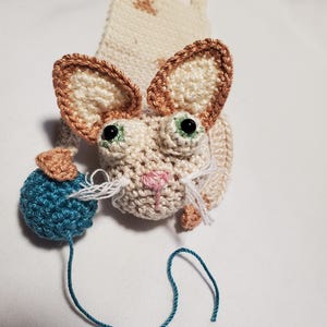Cat bookmark