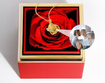 Collier pour projection de photos avec boîte de roses éternelles • Vraie rose préservée • Collier pour projection de photos • Collier pour projecteur • Meilleur cadeau pour elle