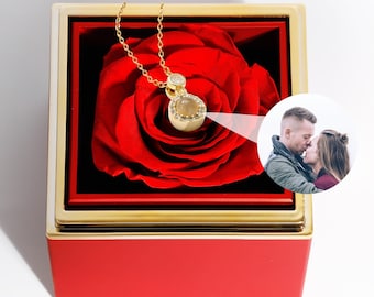 Projection Necklace with Eternal Rose Box • Photo Projection Necklace • Necklace Projector • Best Gift for Her