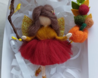 Magical Fairy Garden Decor - Needle Felted Fairy on Swing - Felt ornaments - Gift for Daughter