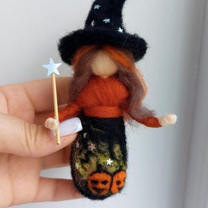 Spooky Witch Figurine - Needle Felted Witch Figurine - Halloween Horror  Home Decor