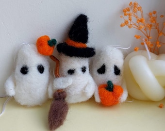 Set of Three Ghosts - Felt Wool Ghost -Felted Halloween Ornament - Halloween Home Decor - Spooky Fall Decoration