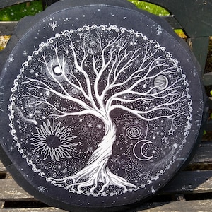 Tree of Life travel drum bag for 16&quot;/41cm frame, shamanic, bodhran and steel tongue drums. Padded with waterproof base and shoulder strap.