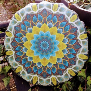 Beautiful drum bag for 14" Shamanic drum. Padded. Waterproof base and shoulder strap