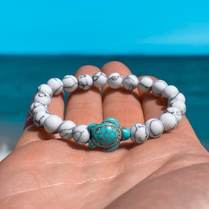 Sea Turtle Stone Bracelet - Handmade, Ocean Inspired, Beach Jewelry, Sea Life Accessory