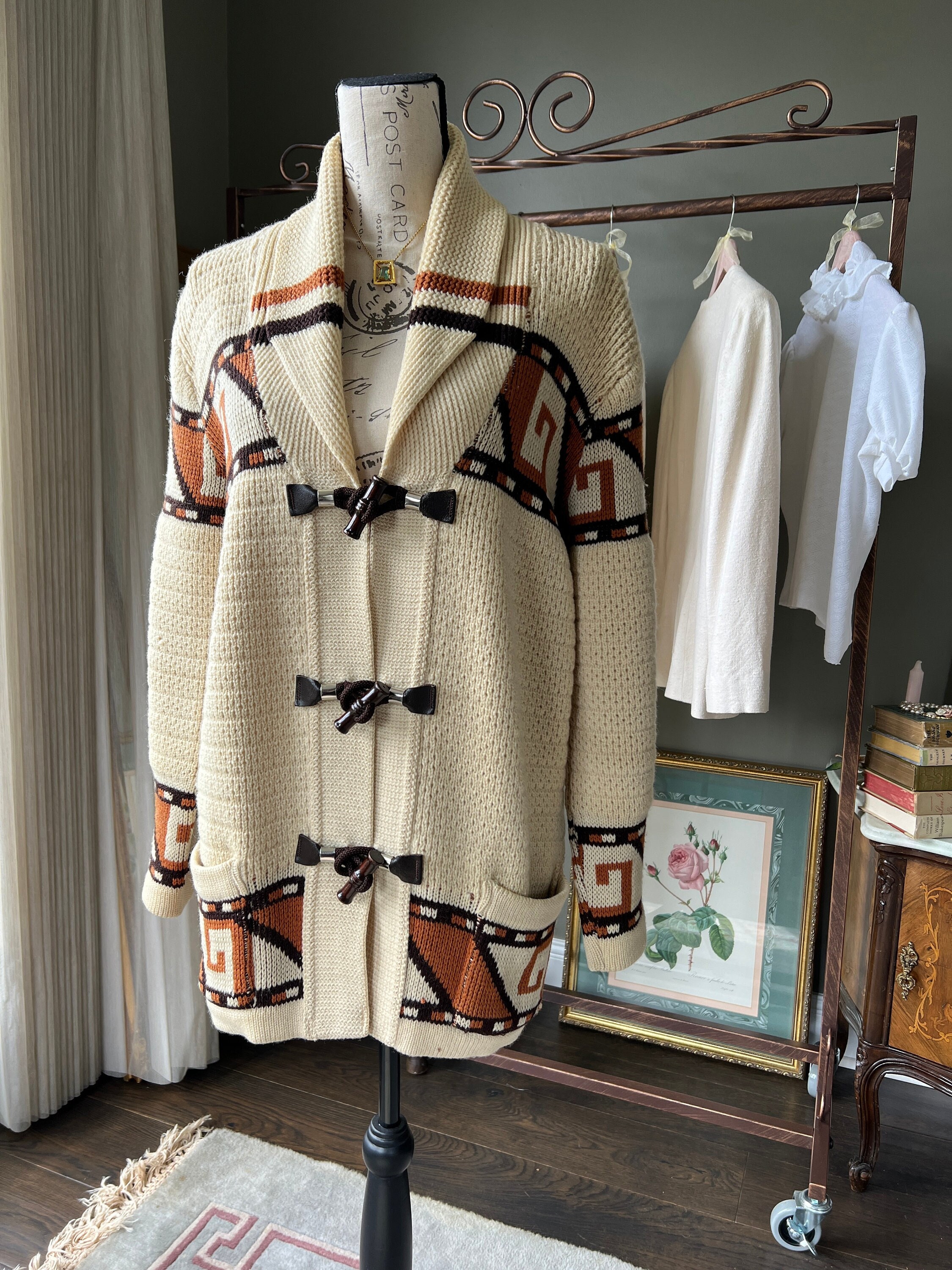 Rio Grande Aztec Cardigan with Pockets - Camel – Black Sheep Boutique and  Salon