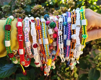 Mes colliers anti-tiques avec perles en céramique EM