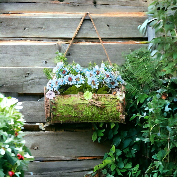 Jardinera de jardín de madera natural cubierta de musgo, decoraciones de jardín únicas, regalos de maceta de madera para colgar en la pared hechos a mano para mamá