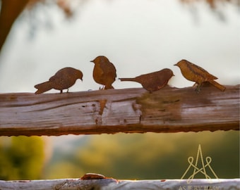 Décoration de jardin oiseaux rouillés, ensemble de 4 oiseaux en métal rouillé, ornement de clôture de jardin, silhouettes d'oiseaux en métal, décoration de jardin, cadeau de jardinage