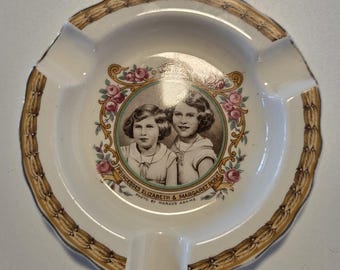 Plato conmemorativo de 5" de las princesas Isabel y Margarita de Creampetal Grindley, Inglaterra