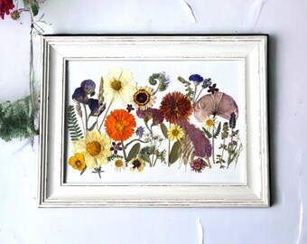 Pressed Flower Art - A4  Frame - Handmade - Real Flowers - Home Decor- Dried Flowers - Artistic Dried Flowers - Herbarium Dried Flowers